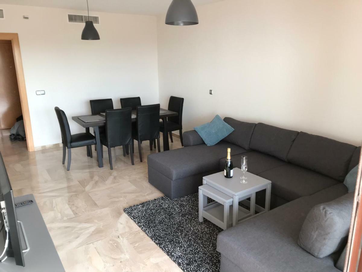Luxury Apartment Set In Dona Julia Golf Course カサーレス エクステリア 写真