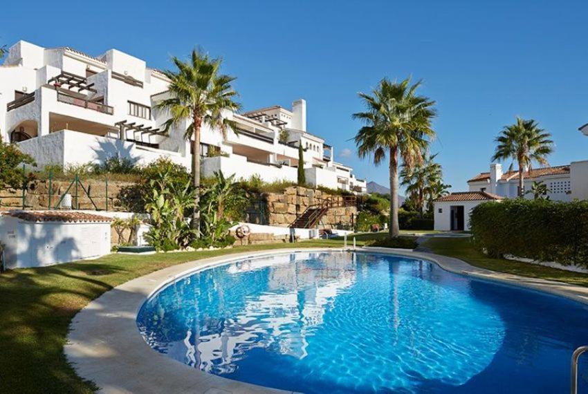 Luxury Apartment Set In Dona Julia Golf Course カサーレス エクステリア 写真
