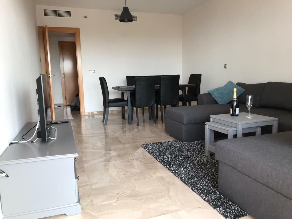 Luxury Apartment Set In Dona Julia Golf Course カサーレス エクステリア 写真