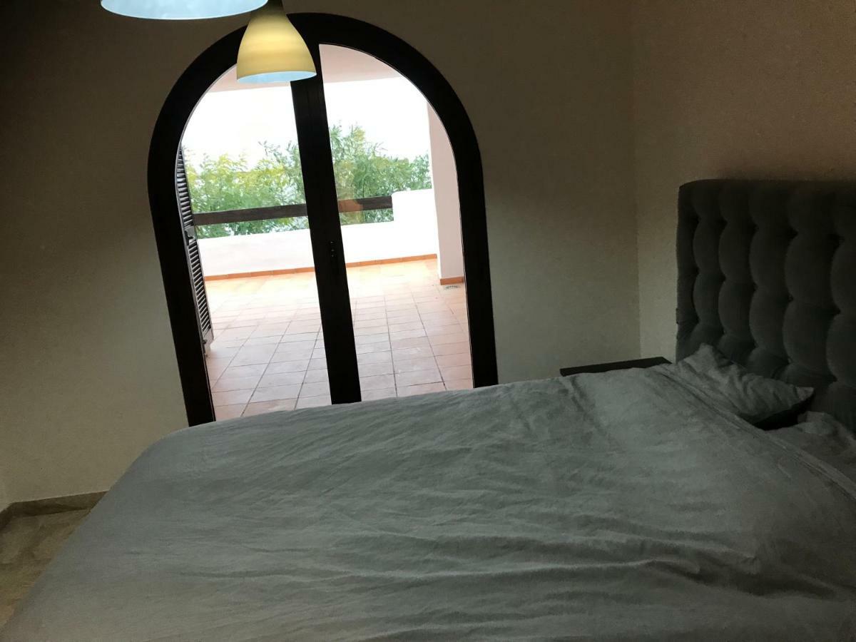 Luxury Apartment Set In Dona Julia Golf Course カサーレス エクステリア 写真